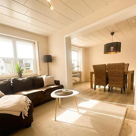 Gemuetliche Ferienwohnung In Der Eifel - Naehe Mosel Bausendorf 外观 照片